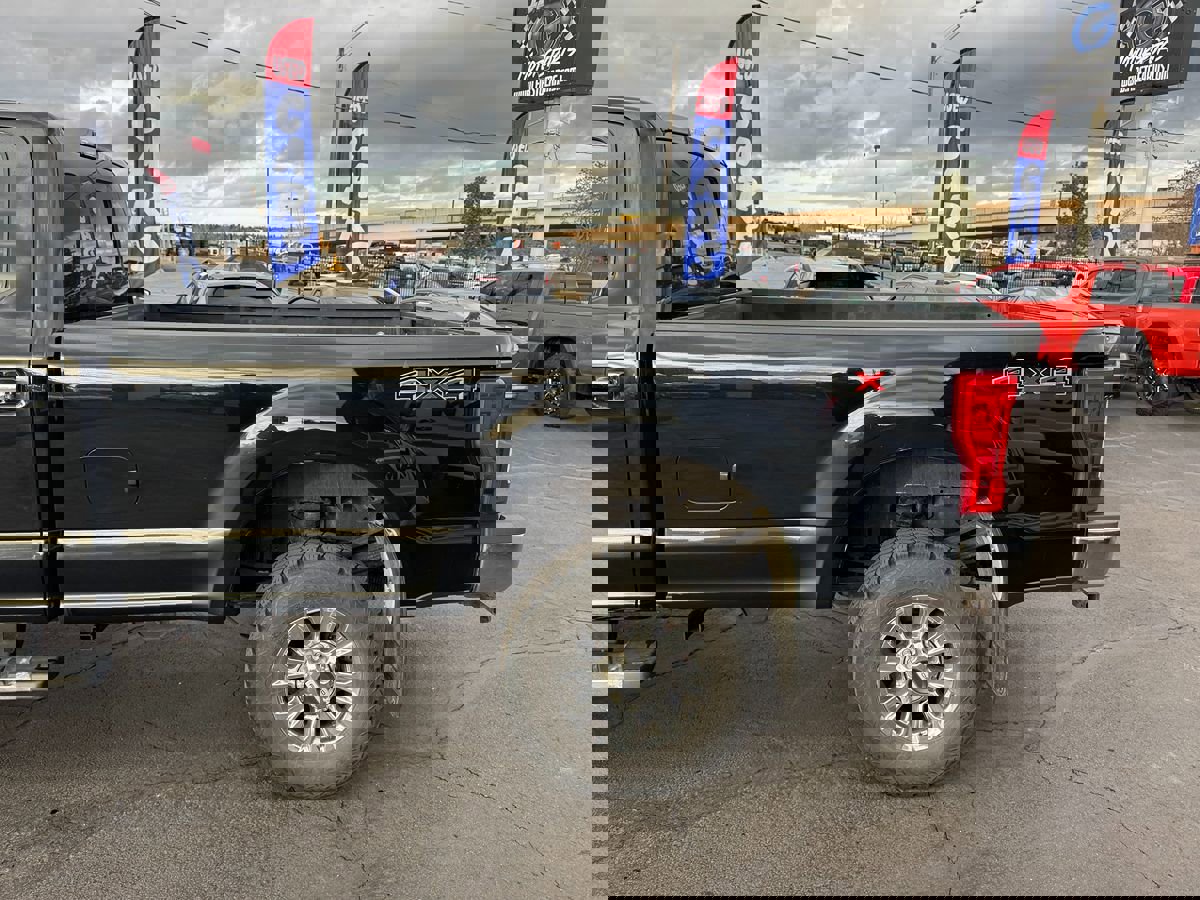 Used 2017 Ford F350 Lariat w/ Lariat Ultimate Package image 7