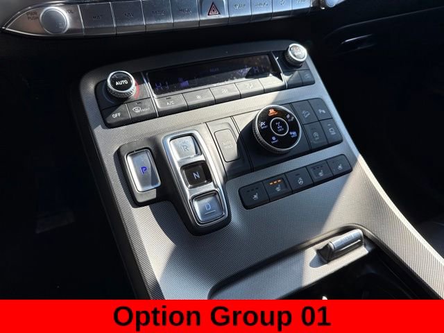 Used 2022 Hyundai Palisade Limited w/ Winter Package image 18