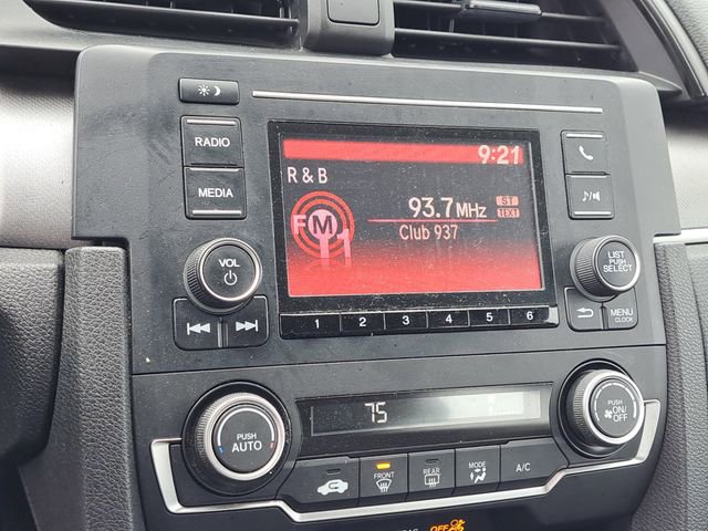 Used 2018 Honda Civic LX image 10