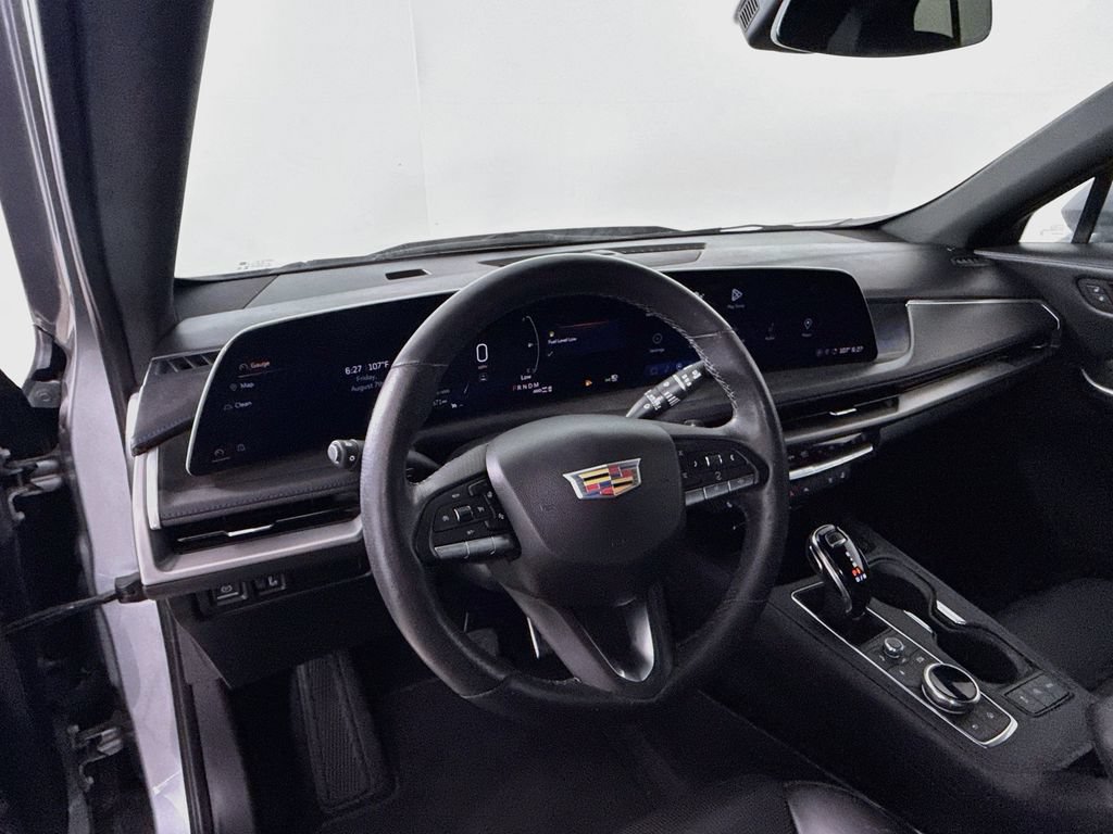 Used 2024 Cadillac XT4 Sport AWD/4WD image 9