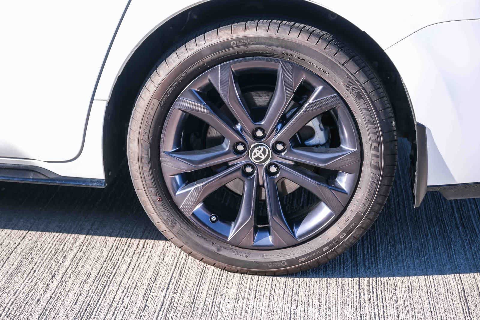 Certified 2024 Toyota Sienna XSE w/ XSE Premium Package FWD image 9
