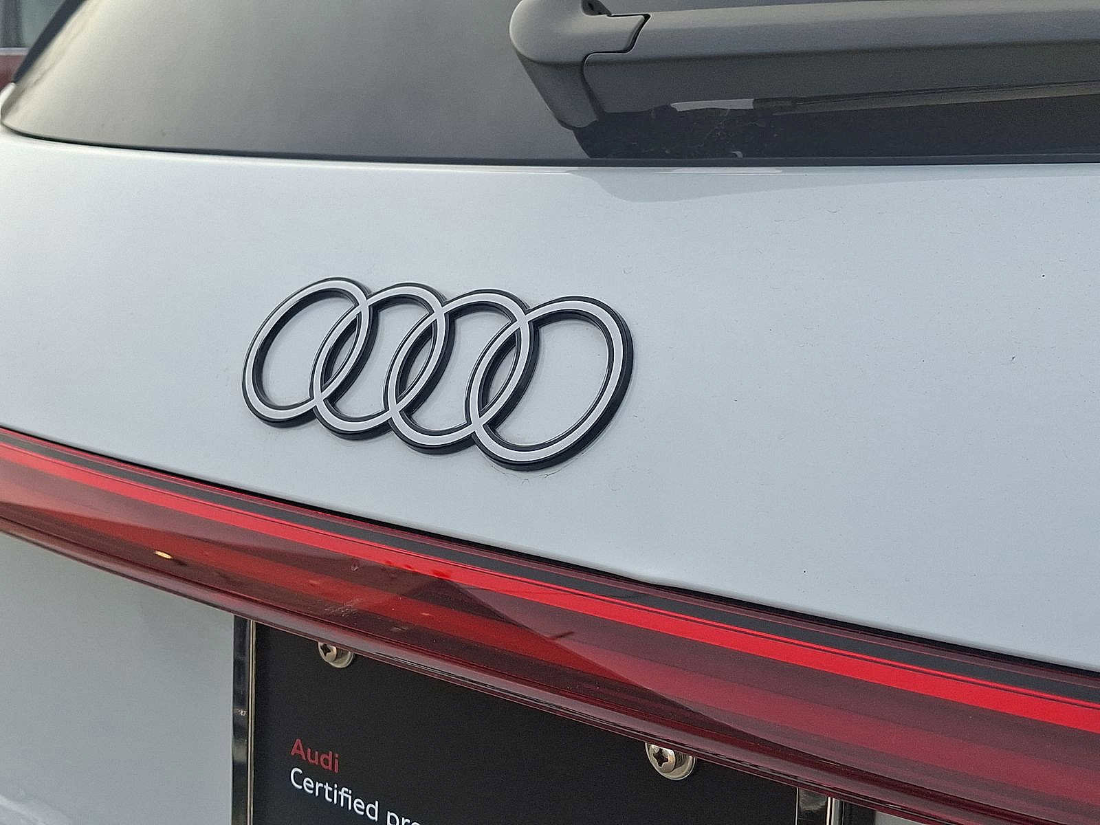 Certified 2025 Audi Q5 Premium w/ Convenience Package image 24