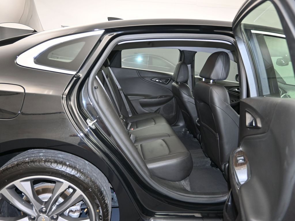 Used 2024 Chevrolet Malibu LT FWD image 25