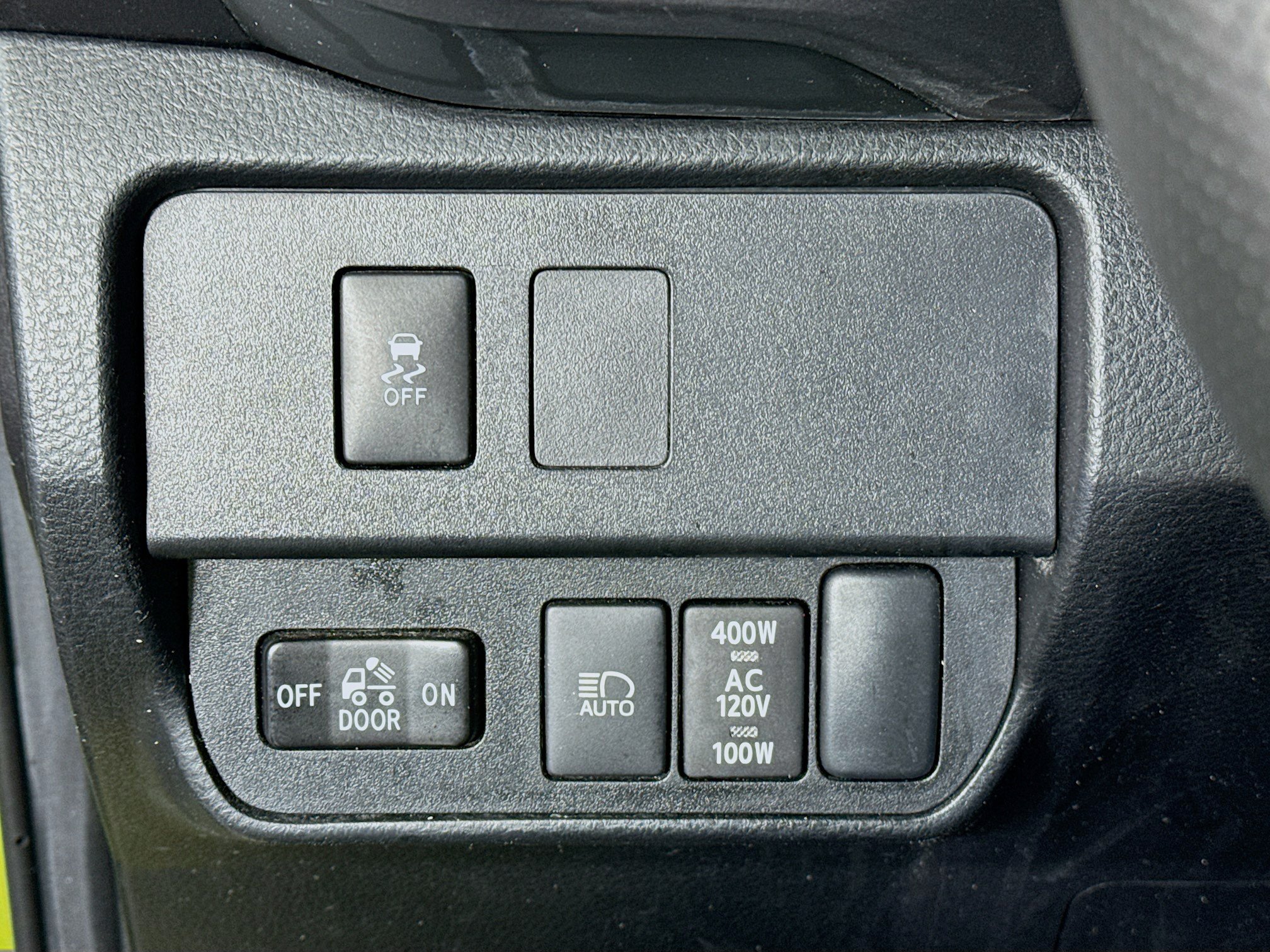 Certified 2023 Toyota Tacoma TRD Sport AWD/4WD image 10