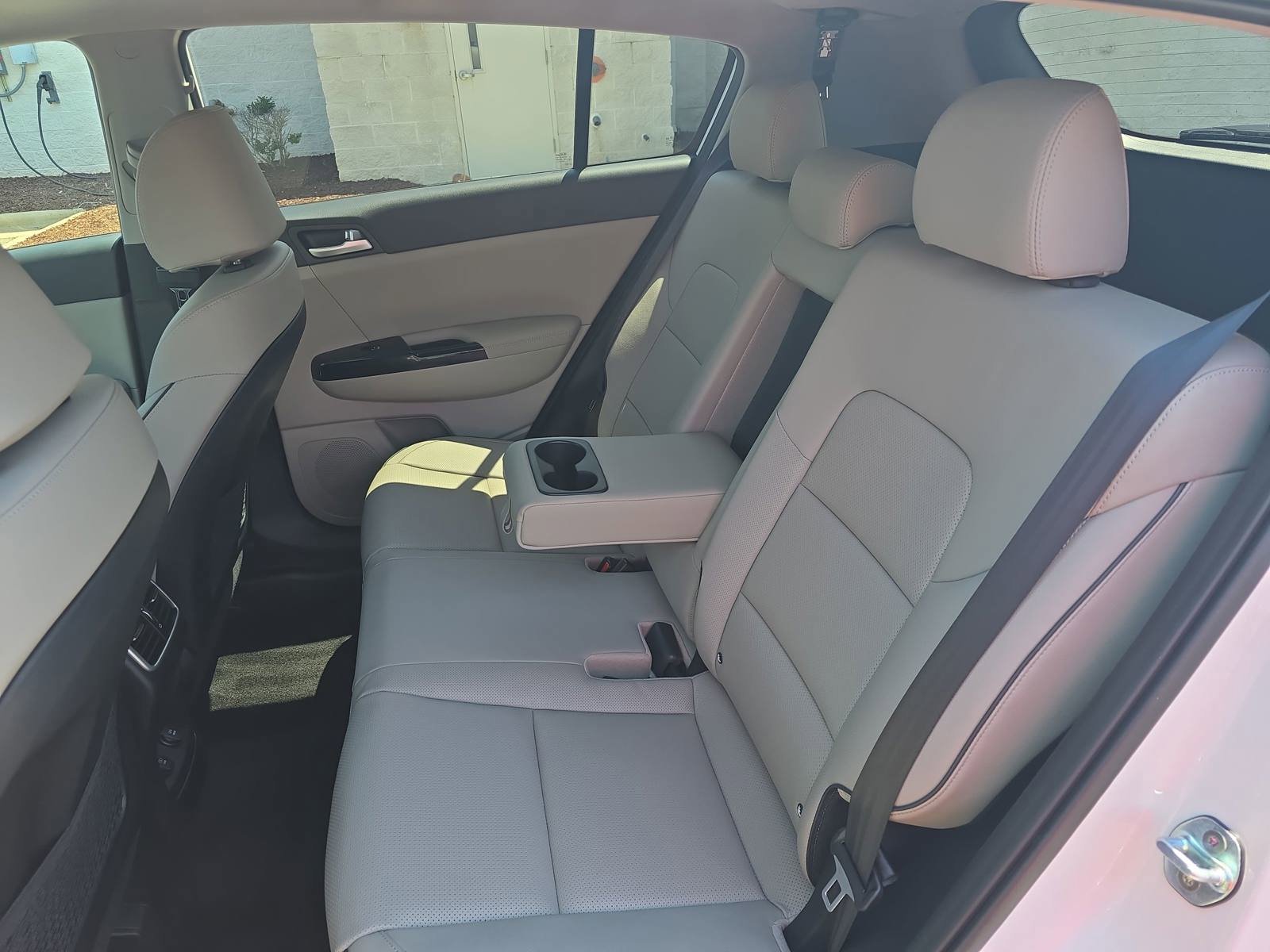 Used 2021 Kia Sportage EX w/ EX Technology Package FWD image 14