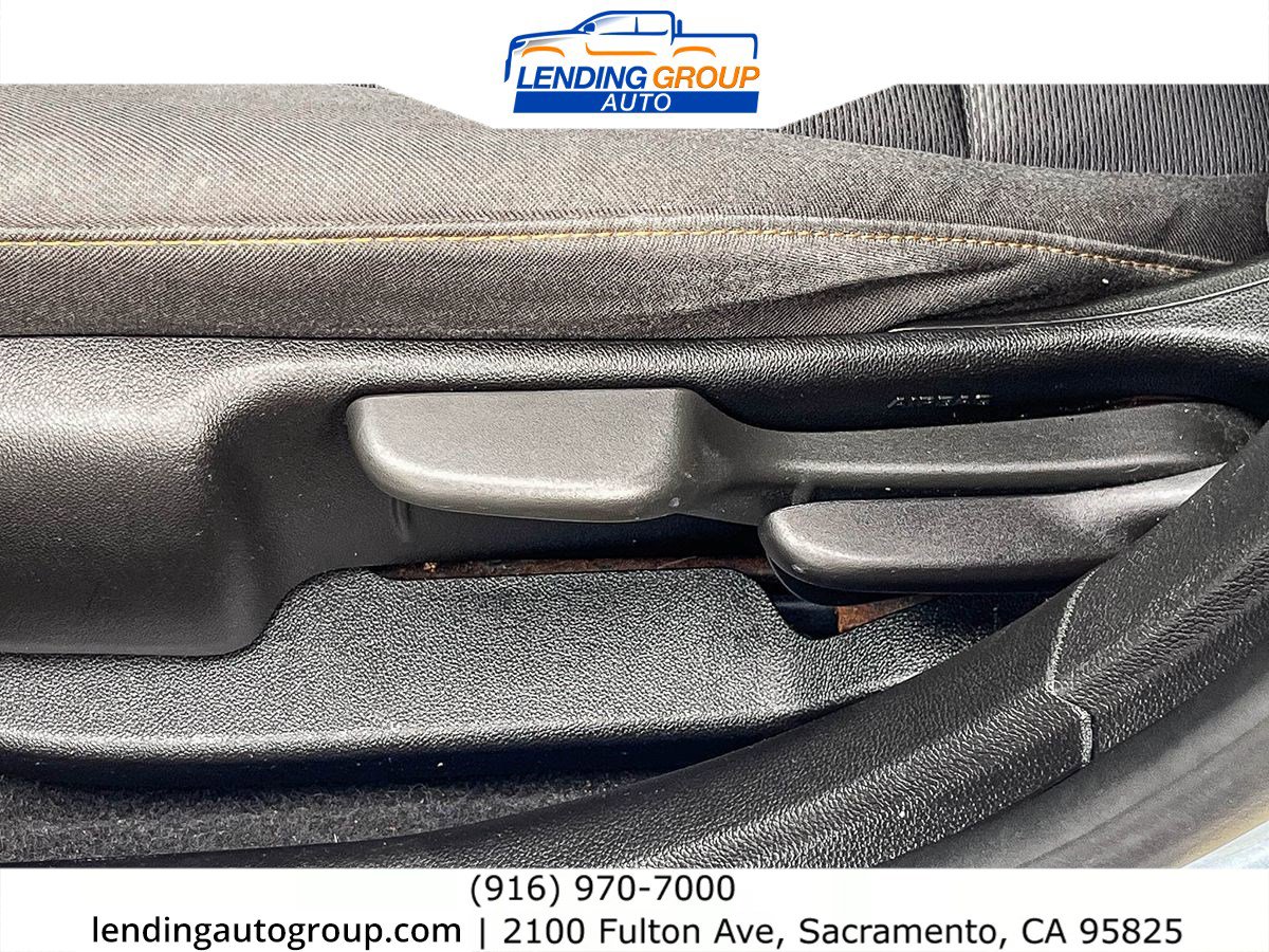 Used 2018 Chevrolet Cruze LS FWD image 20