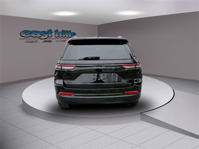 Certified 2022 Jeep Grand Cherokee Altitude image 4