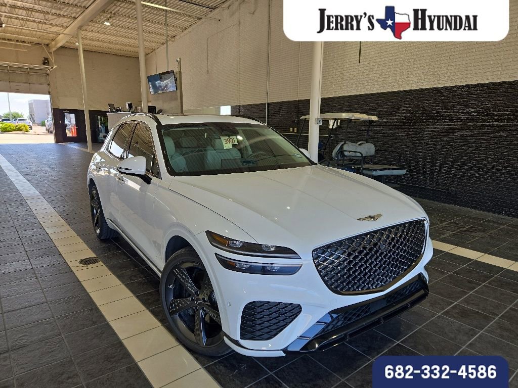 Used 2022 Genesis GV70 3.5T Sport w/ Sport Prestige Package AWD/4WD image 4