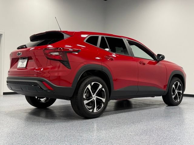 Used 2026 Chevrolet Trax RS w/ Driver Confidence Package FWD image 13