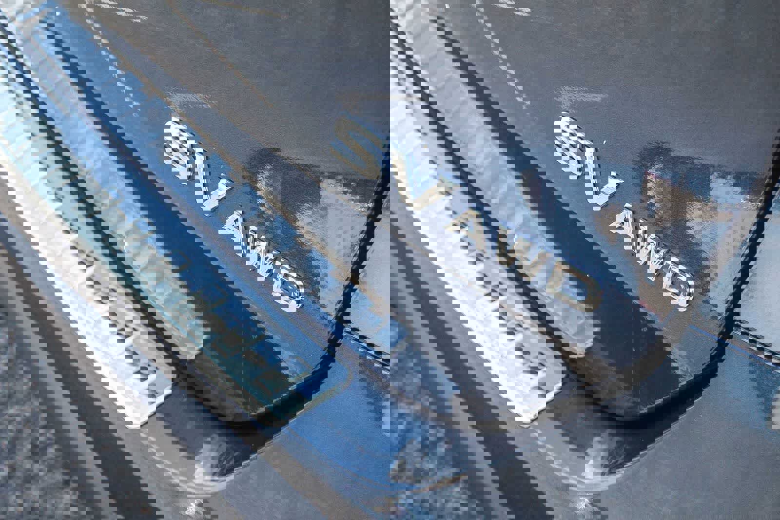 Used 2016 Nissan Rogue SV w/ SV Premium Package image 12