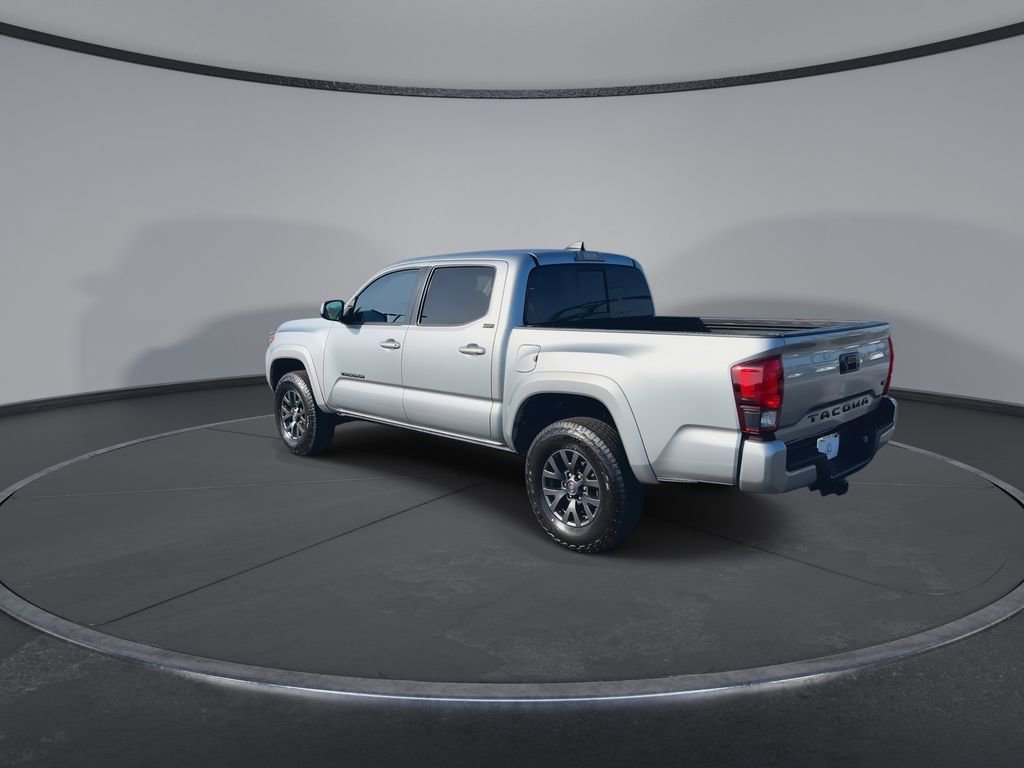 Used 2022 Toyota Tacoma SR5 w/ Technology Package image 6