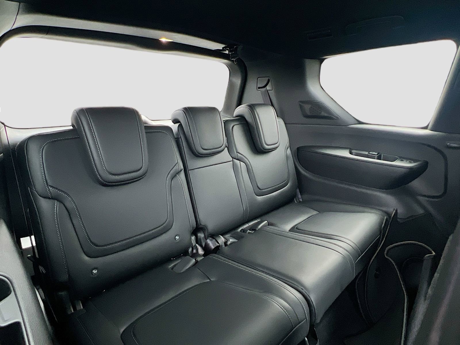 New 2026 Nissan Armada PRO-4X AWD/4WD image 30