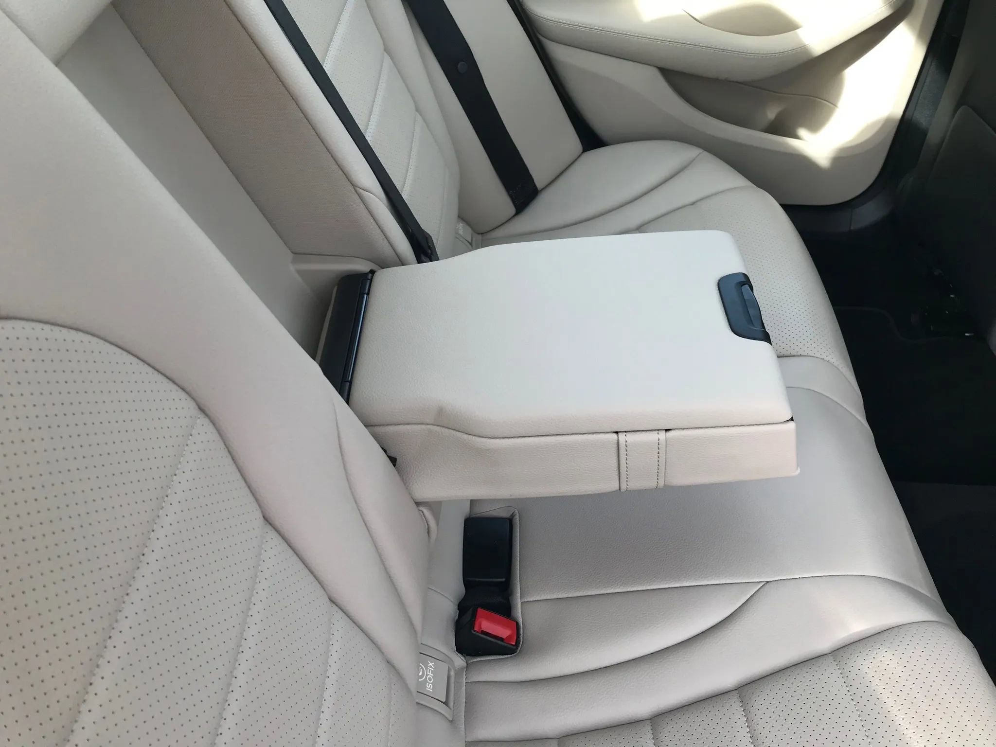 Used 2017 Mercedes-Benz C 300 4MATIC Sedan image 48