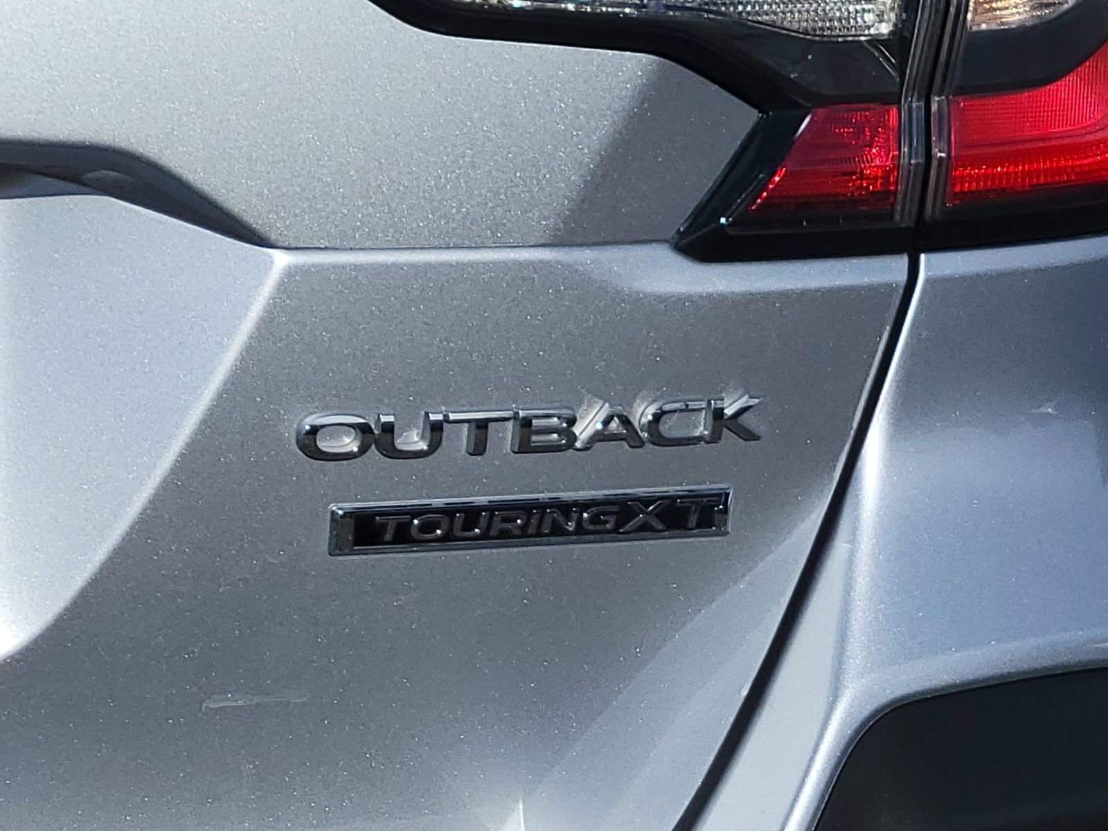 Used 2025 Subaru Outback Touring XT image 12