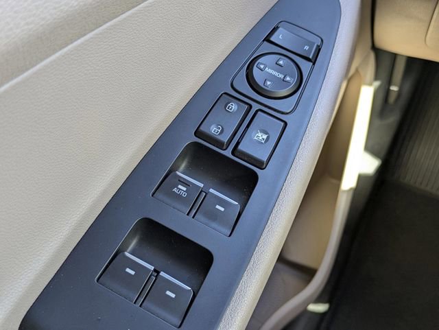 Certified 2021 Hyundai Tucson Ultimate w/ Cargo Package image 31