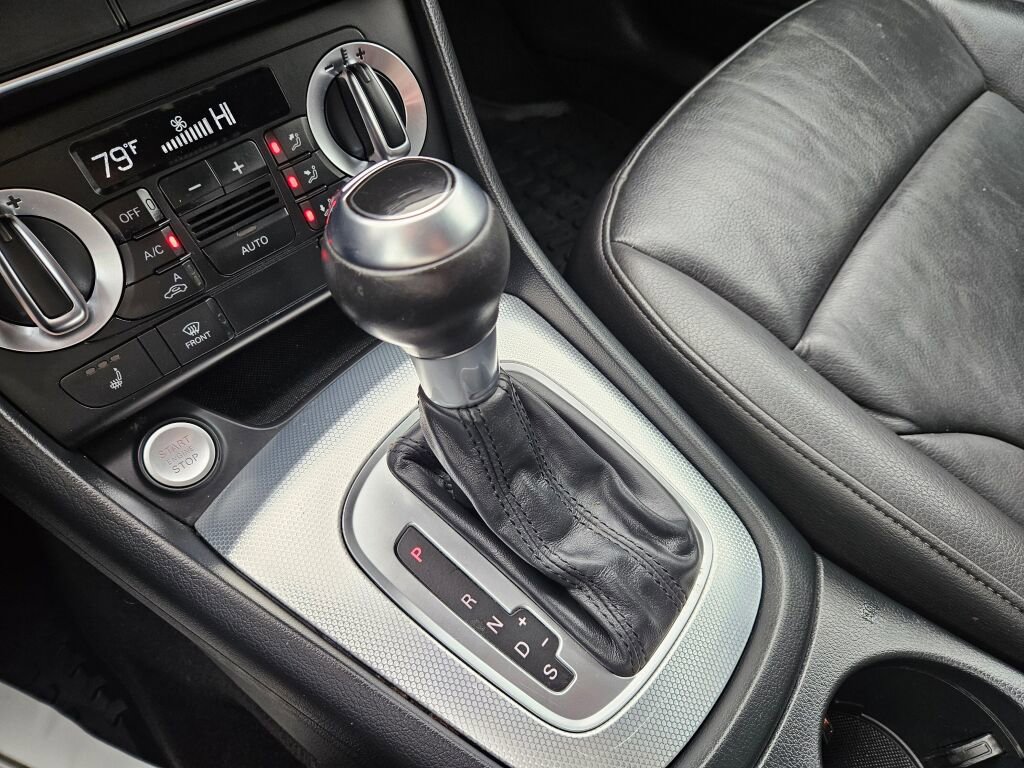 Used 2015 Audi Q3 2.0T Prestige AWD/4WD image 24