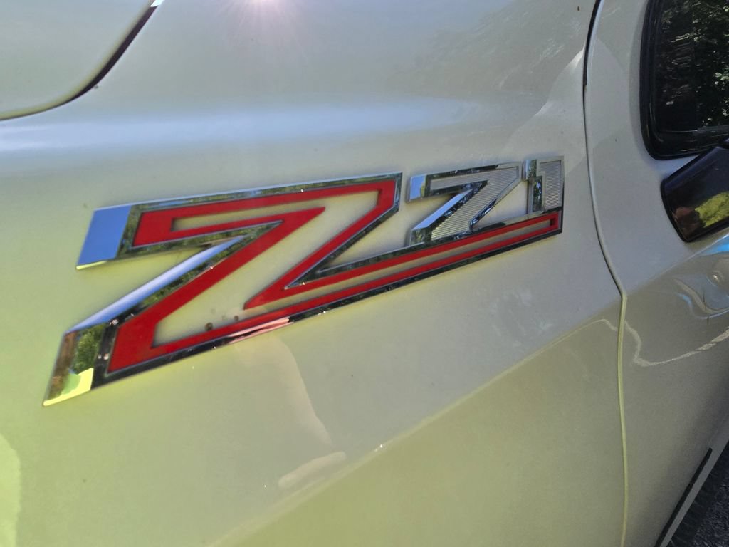 Used 2023 Chevrolet Suburban Z71 w/ Luxury Package AWD/4WD image 14