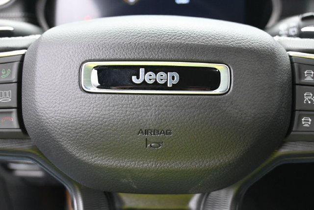 New 2027 Jeep Grand Cherokee Laredo X AWD/4WD image 21