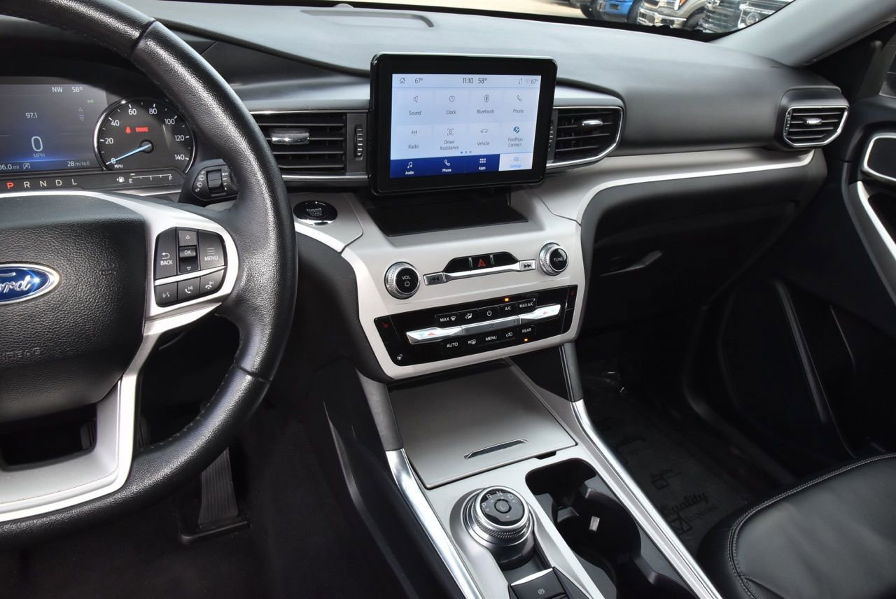 Used 2023 Ford Explorer XLT w/ Equipment Group 202A image 21