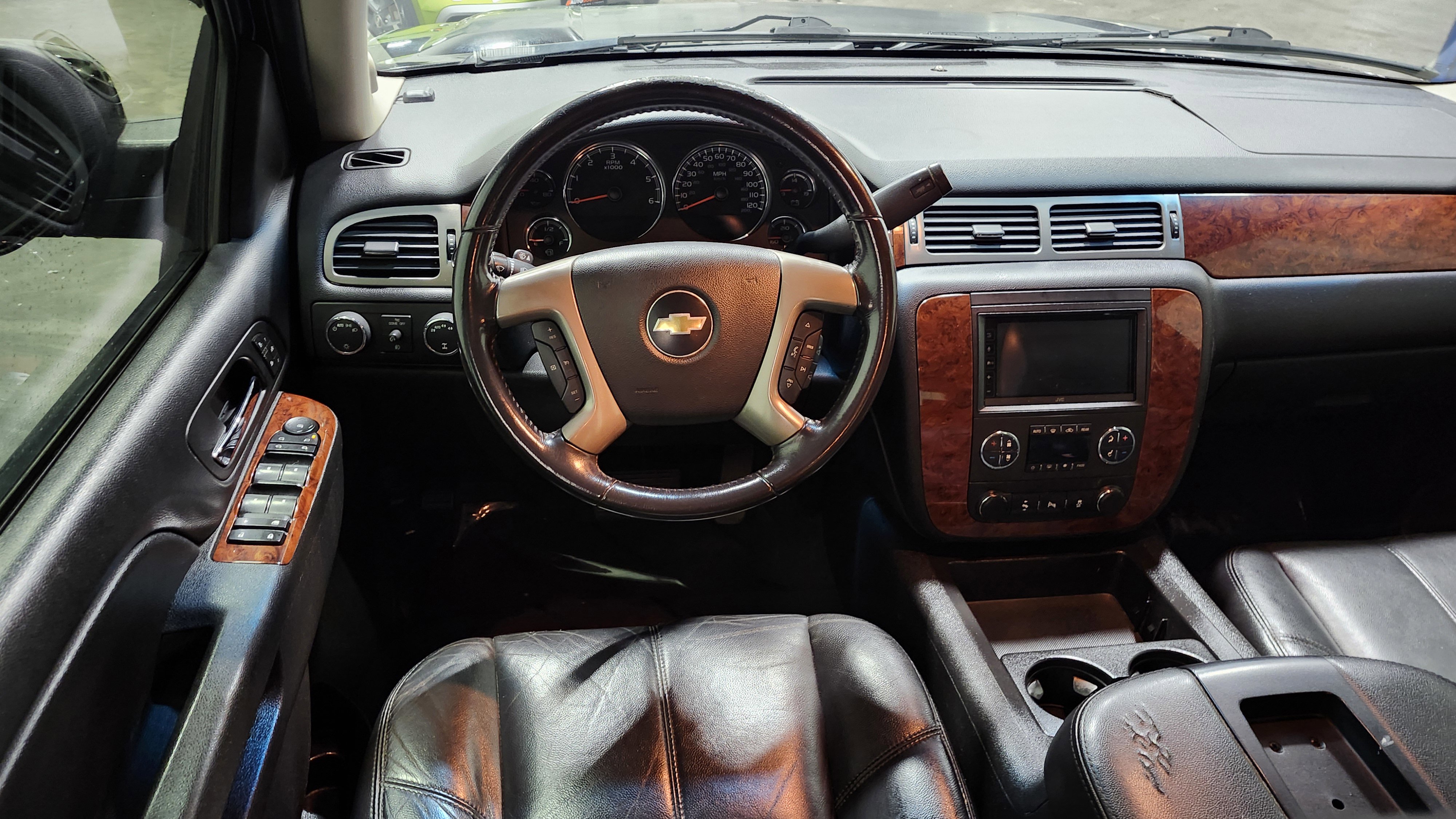 Used 2014 Chevrolet Tahoe LT image 30