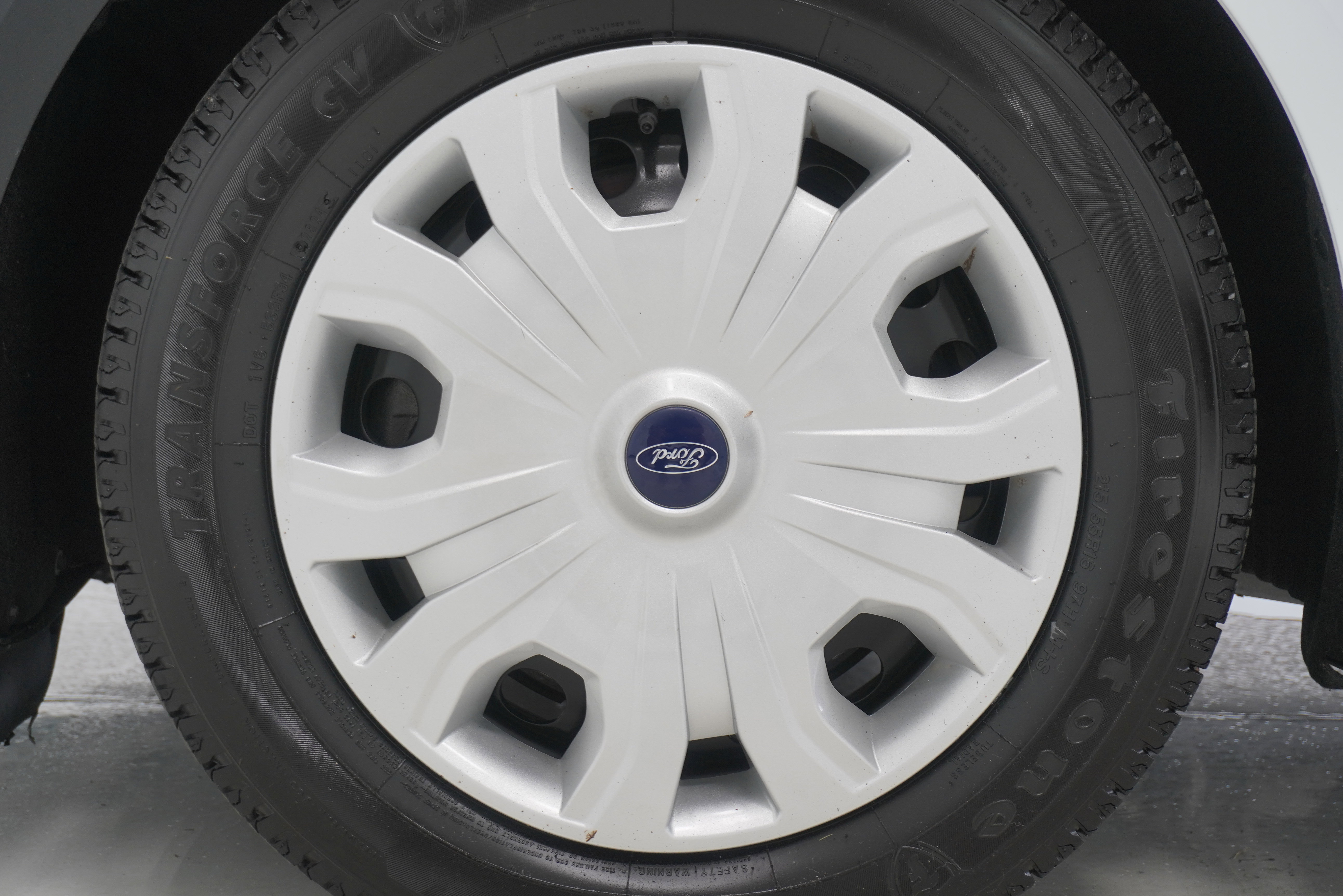 Used 2020 Ford Transit Connect XL image 21