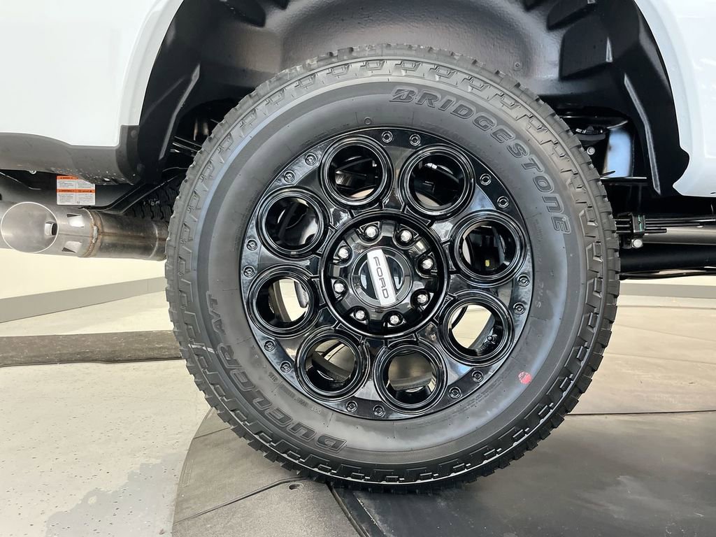 New 2026 Ford F350 4x4 Crew Cab Super Duty image 10
