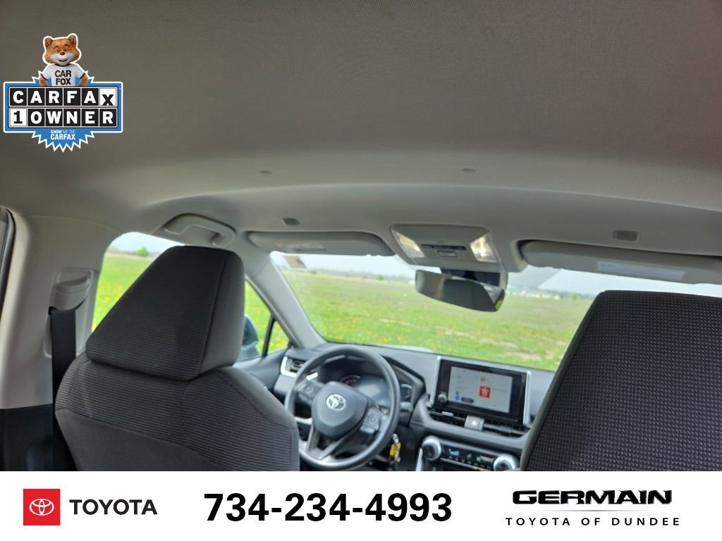 Used 2024 Toyota RAV4 LE AWD/4WD image 19