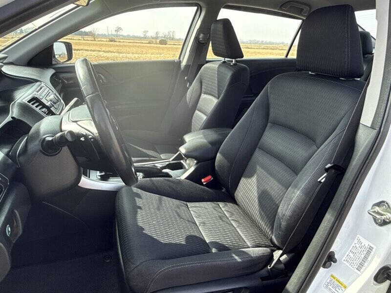 Used 2014 Honda Accord Sport image 18