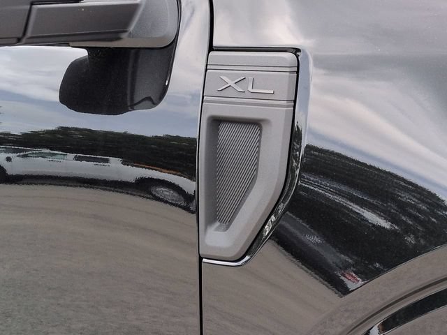 New 2026 Ford Maverick XL FWD image 12