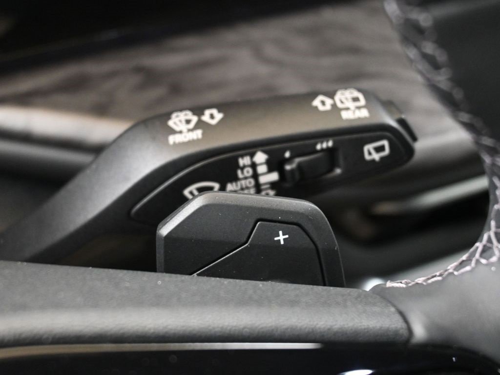 New 2025 Audi Q5 Premium Plus image 29