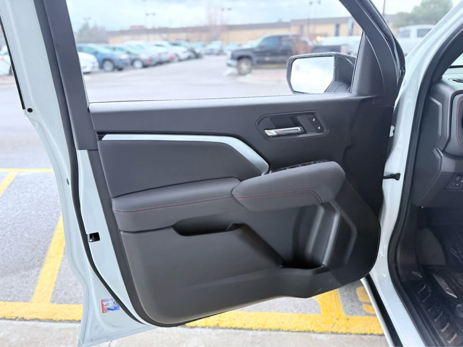 New 2026 Chevrolet Colorado Z71 w/ Technology Package image 18