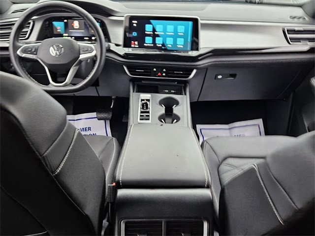 Certified 2025 Volkswagen Atlas Cross Sport SE image 8