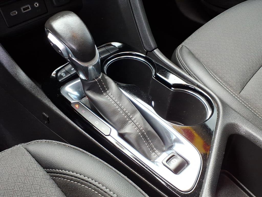 Used 2022 Buick Encore GX Preferred w/ Cold Weather Comfort Package image 19