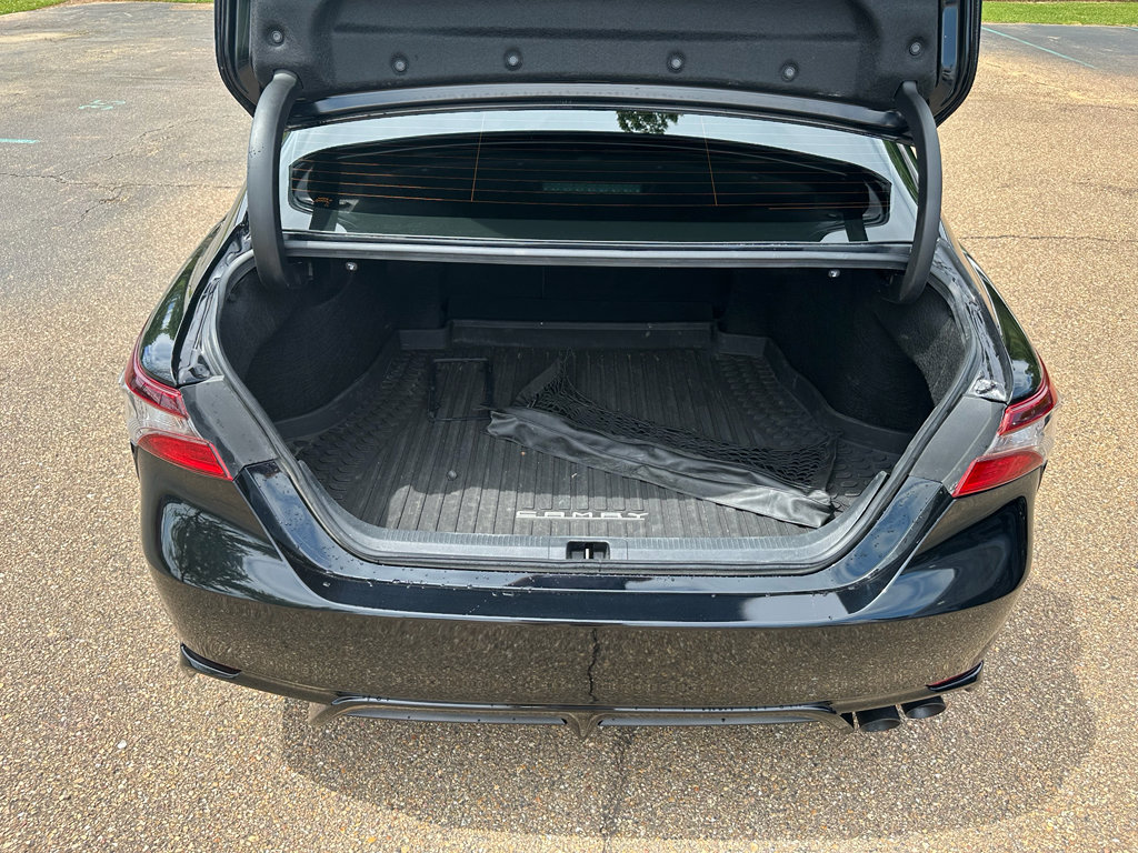 Used 2023 Toyota Camry SE w/ Convenience Package image 24