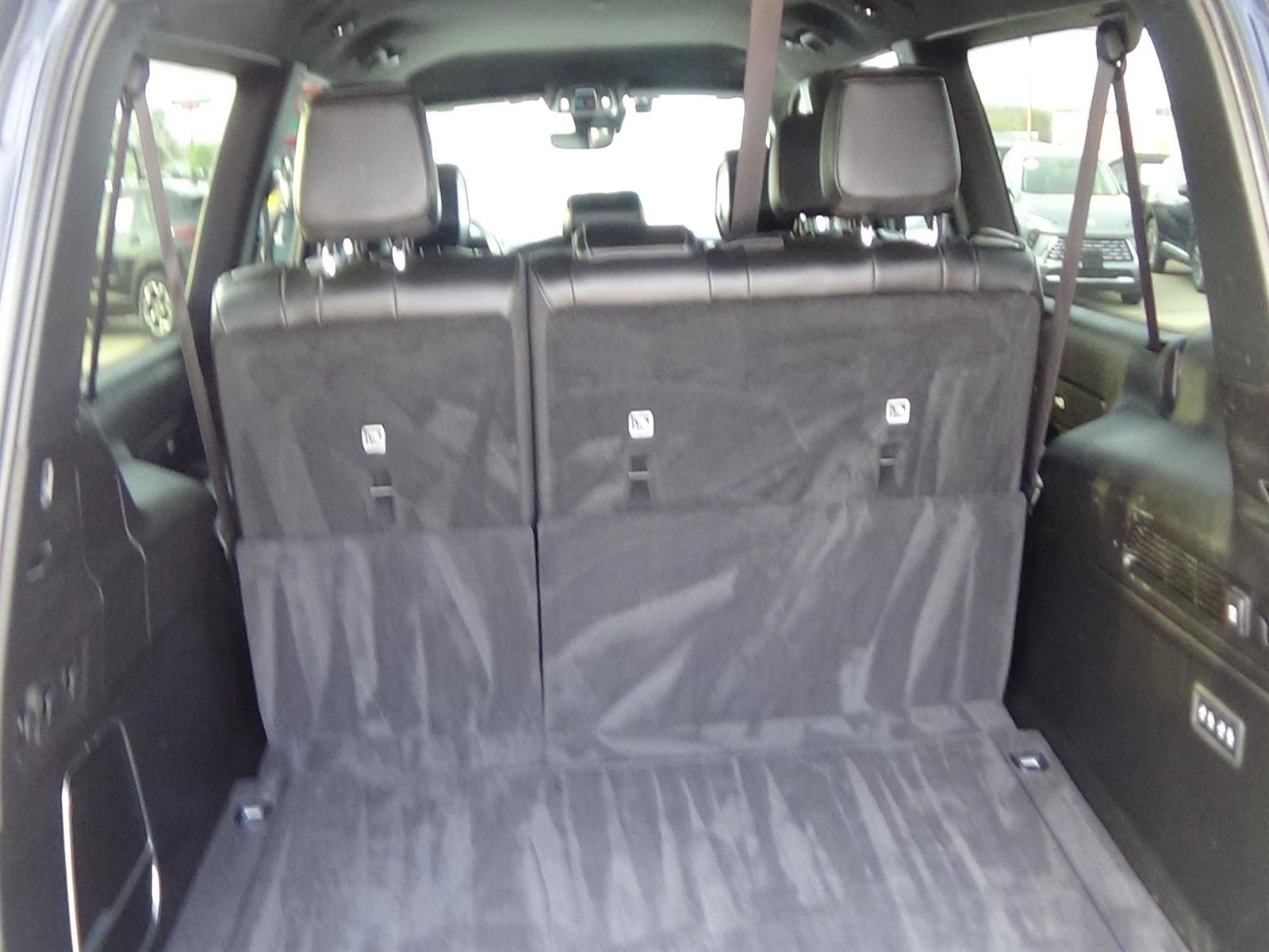 Certified 2025 Jeep Wagoneer L 4WD image 10