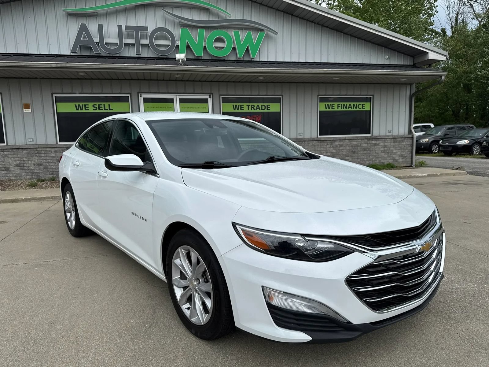 Used 2023 Chevrolet Malibu LT w/ Driver Confidence Package FWD image 10