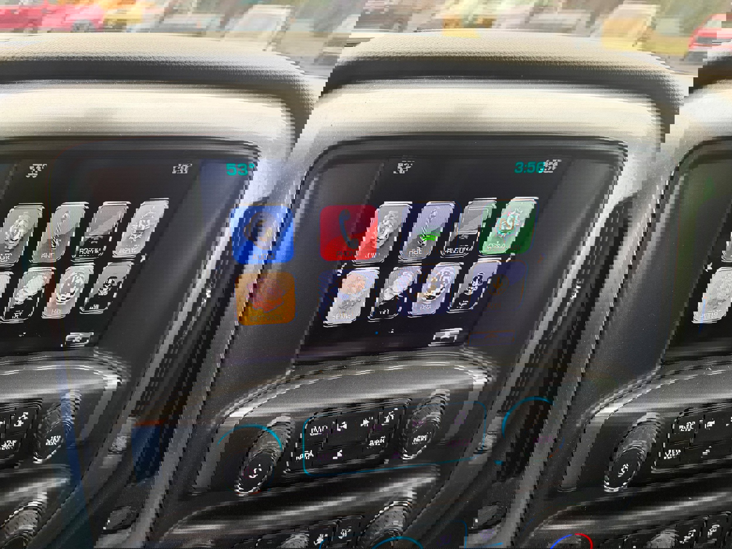 Used 2018 Chevrolet Silverado 1500 LT w/ All Star Edition image 16