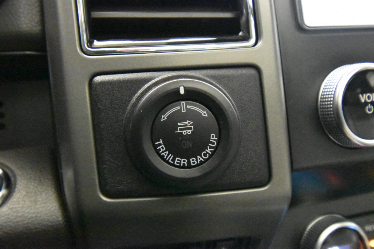 Used 2021 Ford Expedition XLT image 26