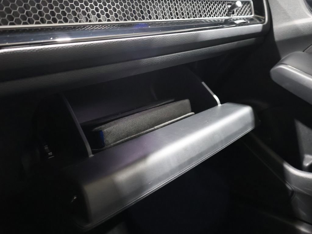 Used 2025 Honda Civic Sport image 32