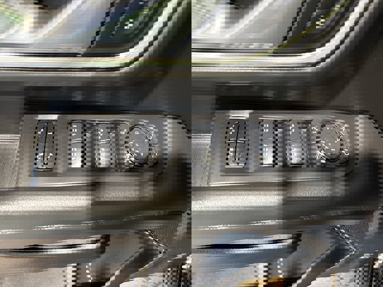 Used 2024 Chevrolet Tahoe Z71 w/ Luxury Package image 13