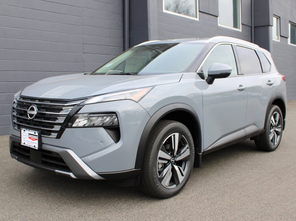 New 2025 Nissan Rogue SL w/ Tech Package