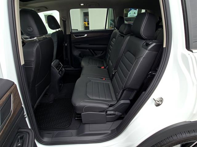 New 2026 Volkswagen Atlas SEL image 6
