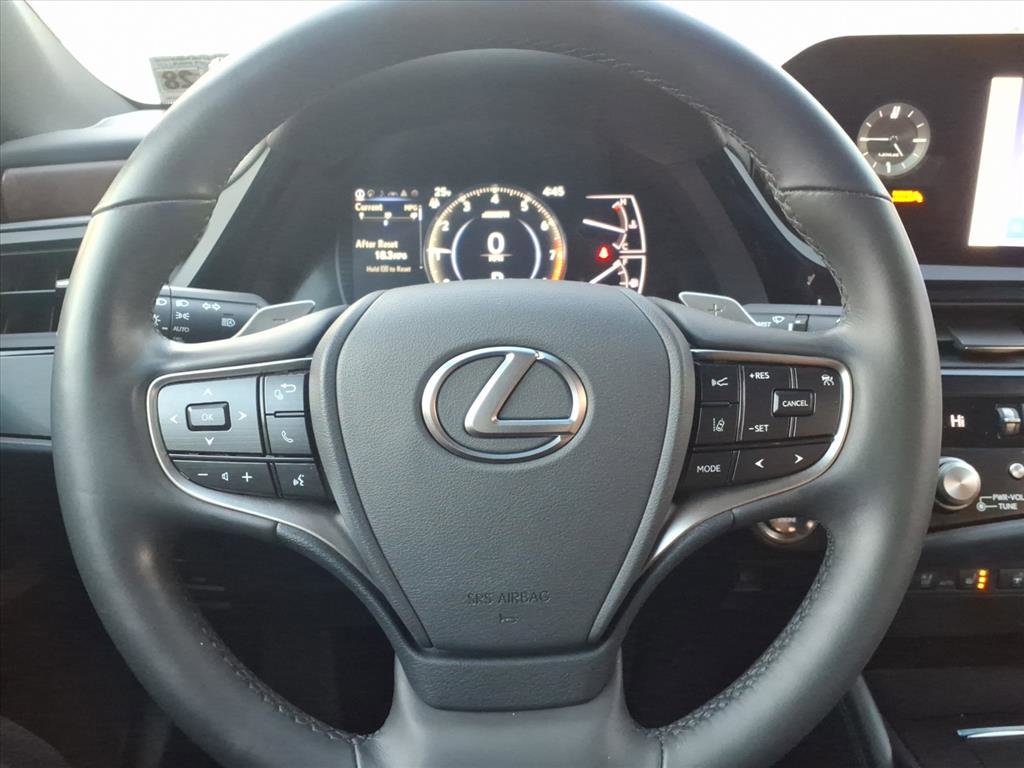 Certified 2024 Lexus ES 350 w/ Premium Package image 19