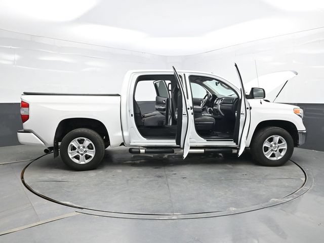 Used 2017 Toyota Tundra SR5 w/ SR5 Upgrade Package AWD/4WD image 49