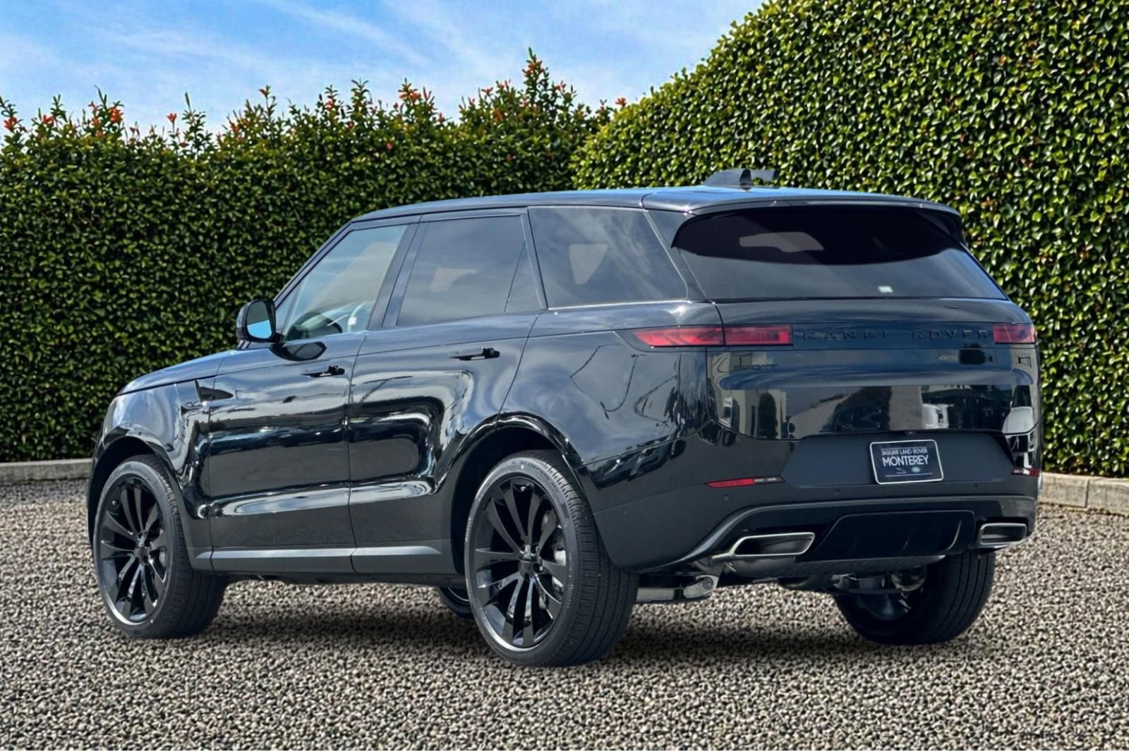 New 2026 Land Rover Range Rover Sport SE AWD/4WD image 4