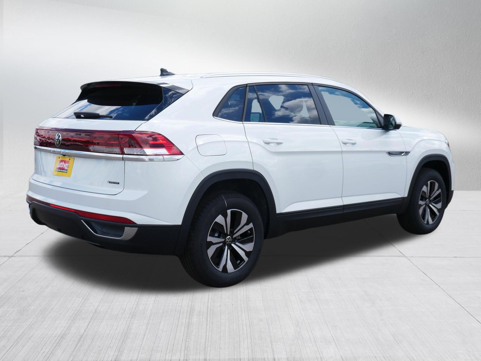 New 2026 Volkswagen Atlas Cross Sport SE AWD/4WD image 3
