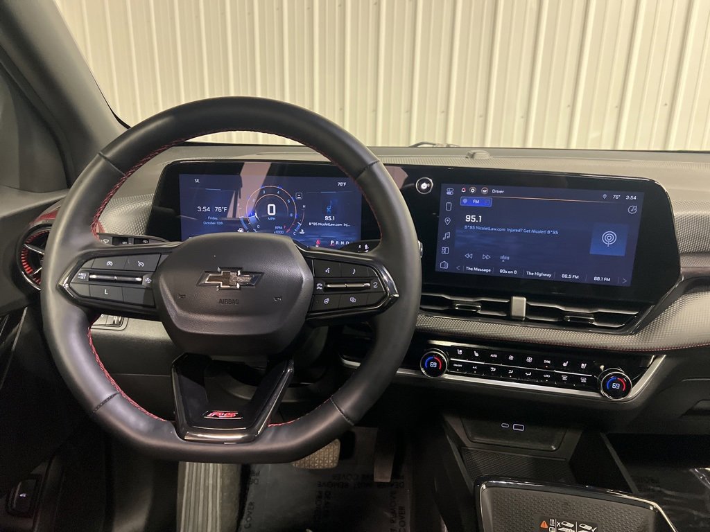 Certified 2025 Chevrolet Equinox RS w/ Safety and Technology Package image 12