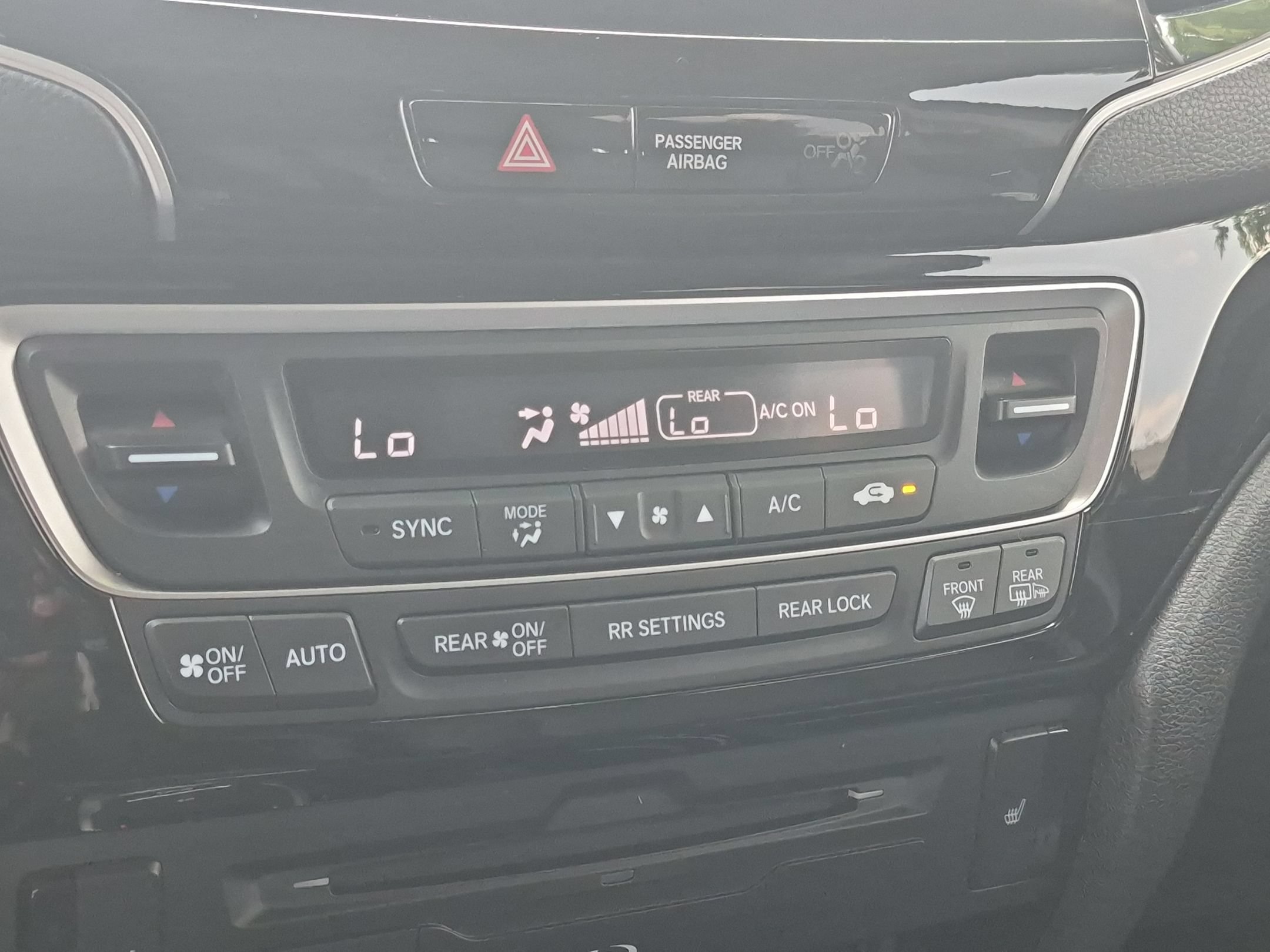 Certified 2022 Honda Pilot Touring image 22
