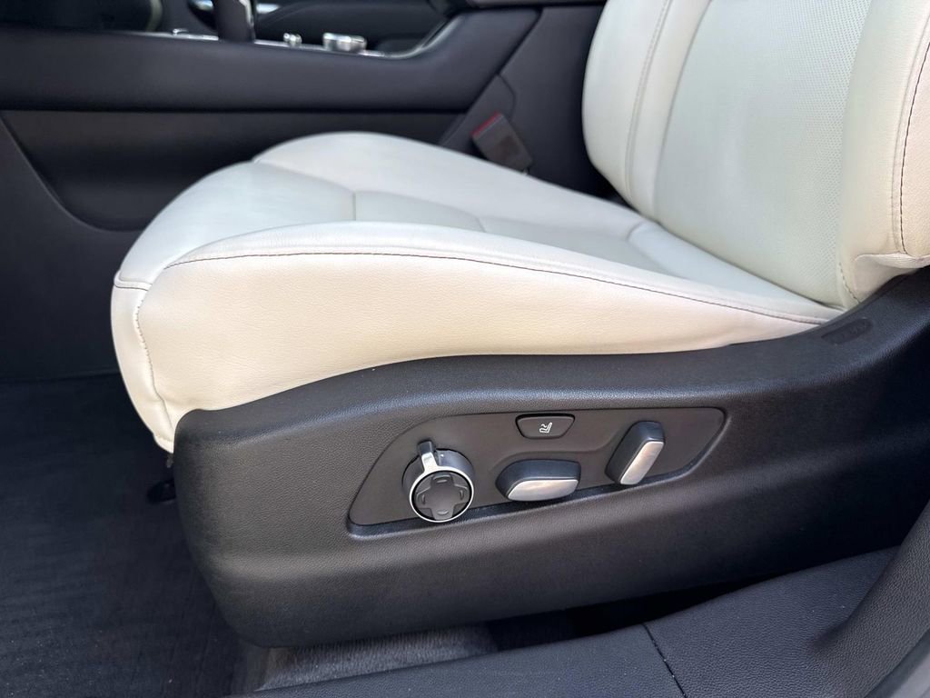 Certified 2023 Cadillac XT4 Sport FWD image 20