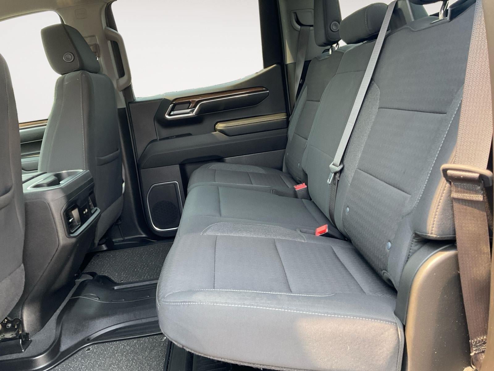 Used 2024 Chevrolet Silverado 1500 RST AWD/4WD image 13